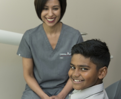 Orthodontist Canberra - Deakin ACT - Specialist Dr Singh treating a child